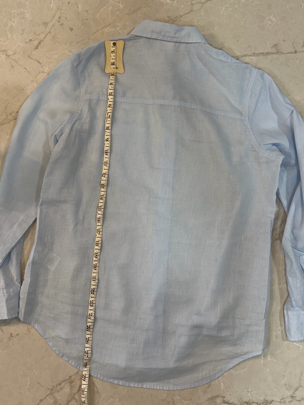 GAP Women’s pale blue linen blend button down - Picture 2 of 4